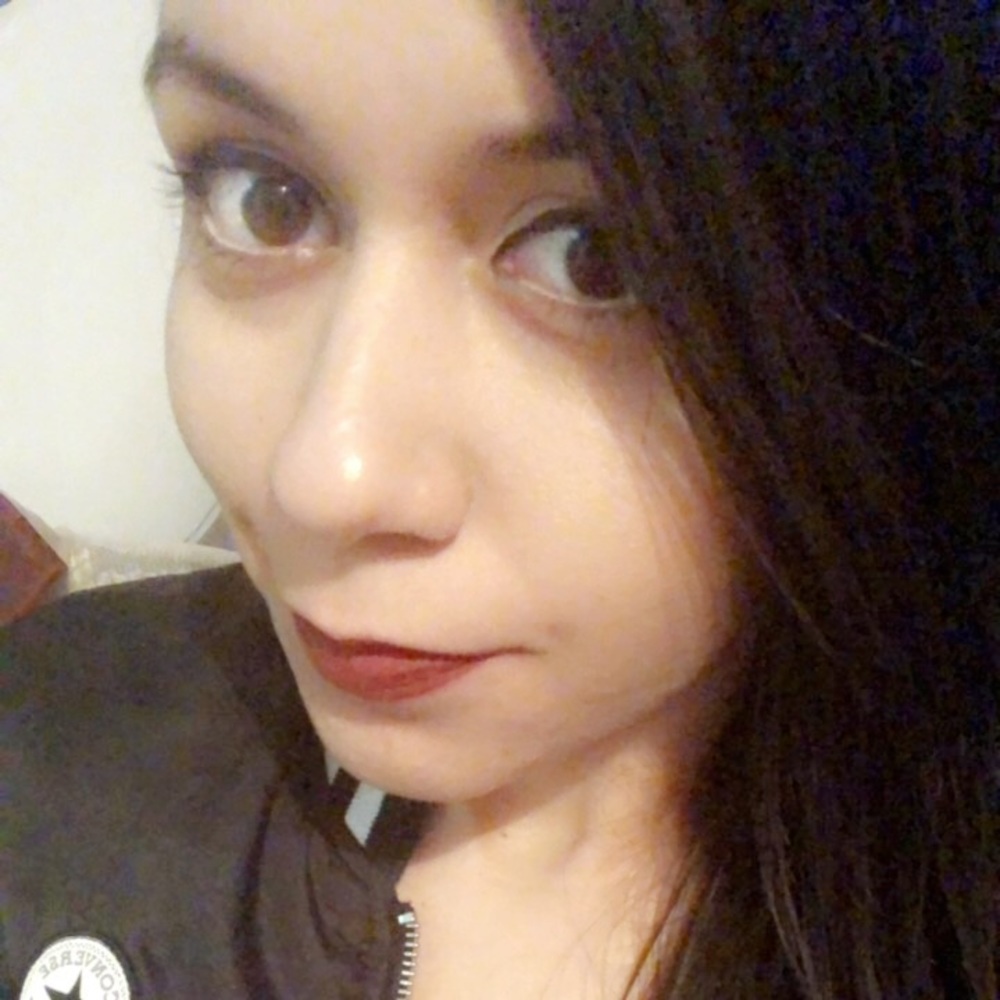 Meet your Posher, Alejandra